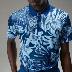 Jlindeberg J.Lindeberg Martin Print Golf Polo Shirt 10 Jlindeberg J.Lindeberg Martin Print Golf Polo Shirt -Golf Sweaters Sales J.Lindeberg Martin Print Regular Fit Polo GMJT07413 0470 SHLIN150 Hibiscus BlueWhite Model 2