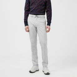 Jlindeberg J.Lindeberg Elof Golf Trouser 9 Jlindeberg J.Lindeberg Elof Golf Trouser -Golf Sweaters Sales J.Lindeberg SS22 Elof Trouser GMPA05222 U019 Code TRLIN017 34 W 32 Leg Micro Chip White model 1