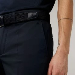 Jlindeberg J.Lindeberg Elof Golf Trouser 11 Jlindeberg J.Lindeberg Elof Golf Trouser -Golf Sweaters Sales J.Lindeberg SS22 Elof Trouser JL GMPA05222 6855 Code TRLIN016 34 W 32 Leg Navy model 3