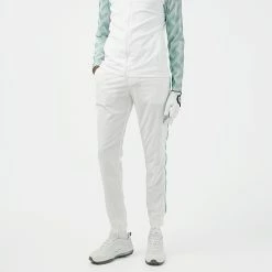 Jlindeberg J.Lindeberg Rick Cuff Jogger Golf Trouser -Golf Sweaters Sales J.Lindeberg SS22 Rick Golf Trouser White GMPA06302 0000 Code TRLIN026 34 W 32 Leg Model 1