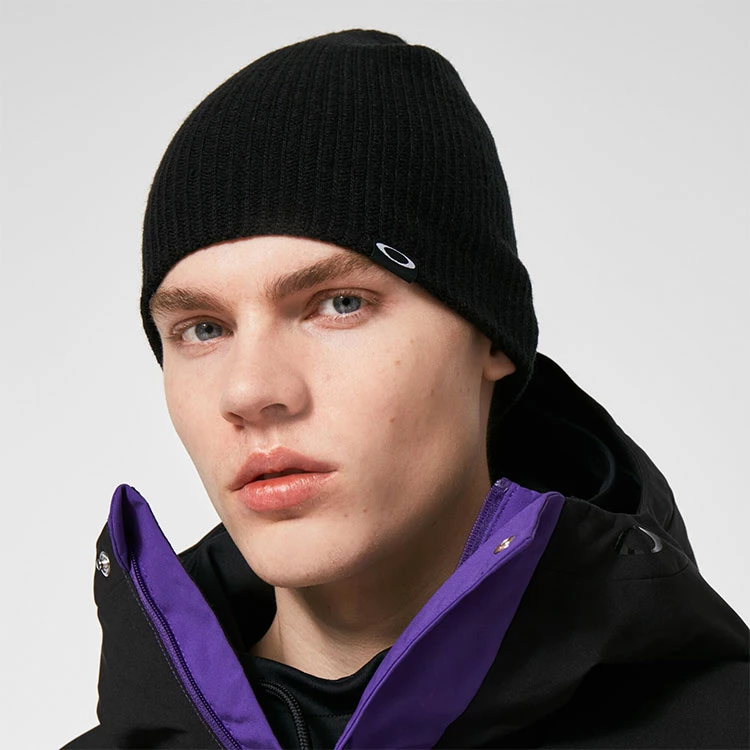 Oakley Backbone Golf Beanie 4 Oakley Backbone Golf Beanie - Image 4