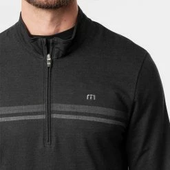 TravisMathew Hot Cocoa 1/2 Zip Golf Sweater -Golf Sweaters Sales Travis Mathew AW21 Hot Cocoa Sweater 1MV370 0BSH Code SWTRA012 M Black Sharkskin Model 2